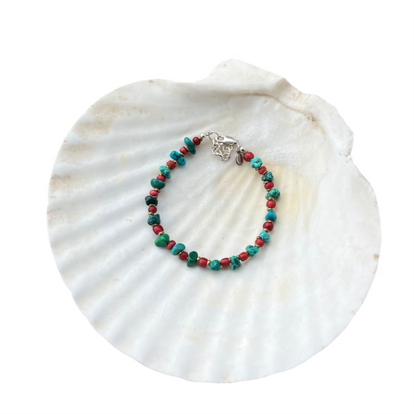 The warmth of red and turquoise is strengths and healing this Turquoise Nugget Beads & Red White Heart Trade Beads Copper Heishi Beaded Bracelet Clasp