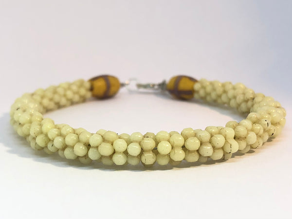 Flower Bead Bracelet